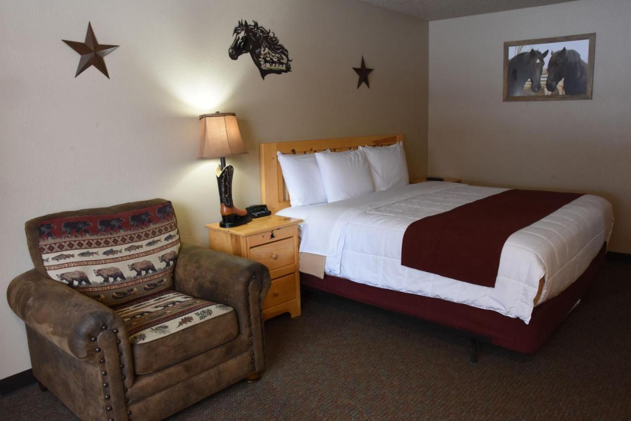 Woodside Dells Hotel & Suites Wisconsin Dells Exterior photo